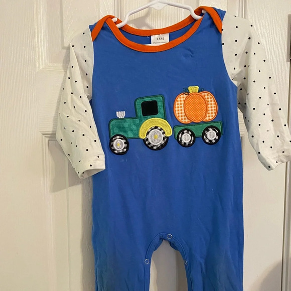 Loft and Vine Fall Romper - Picture 1 of 8